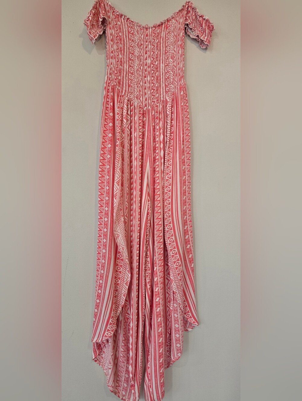 SALTY LEMON. Pink Coral and White Off Shoulder Summer Jumpsuit. Ladies Size S